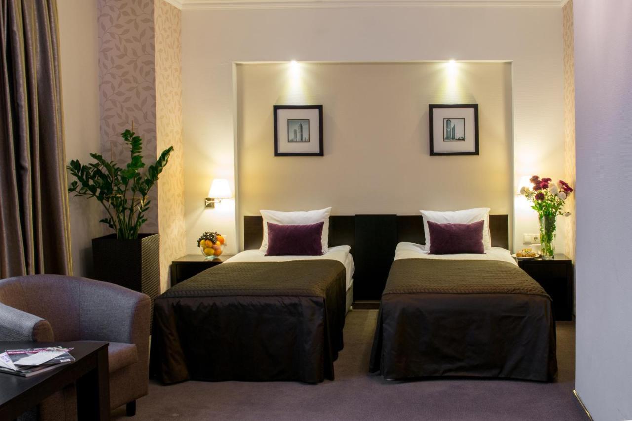 Riverside- Hotel And Mice แชร์นีฮีฟ ห้อง รูปภาพ