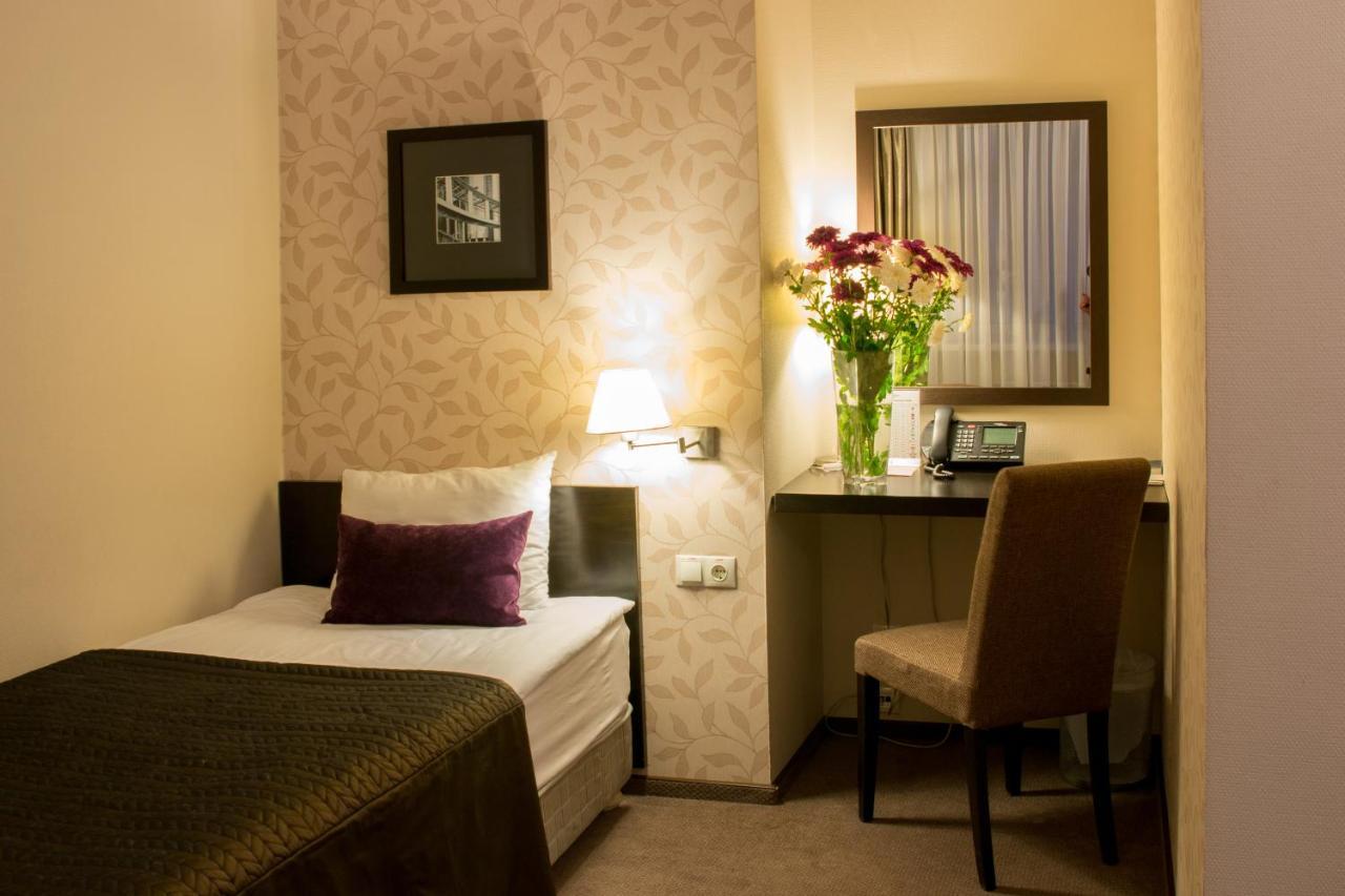 Riverside- Hotel And Mice แชร์นีฮีฟ ห้อง รูปภาพ